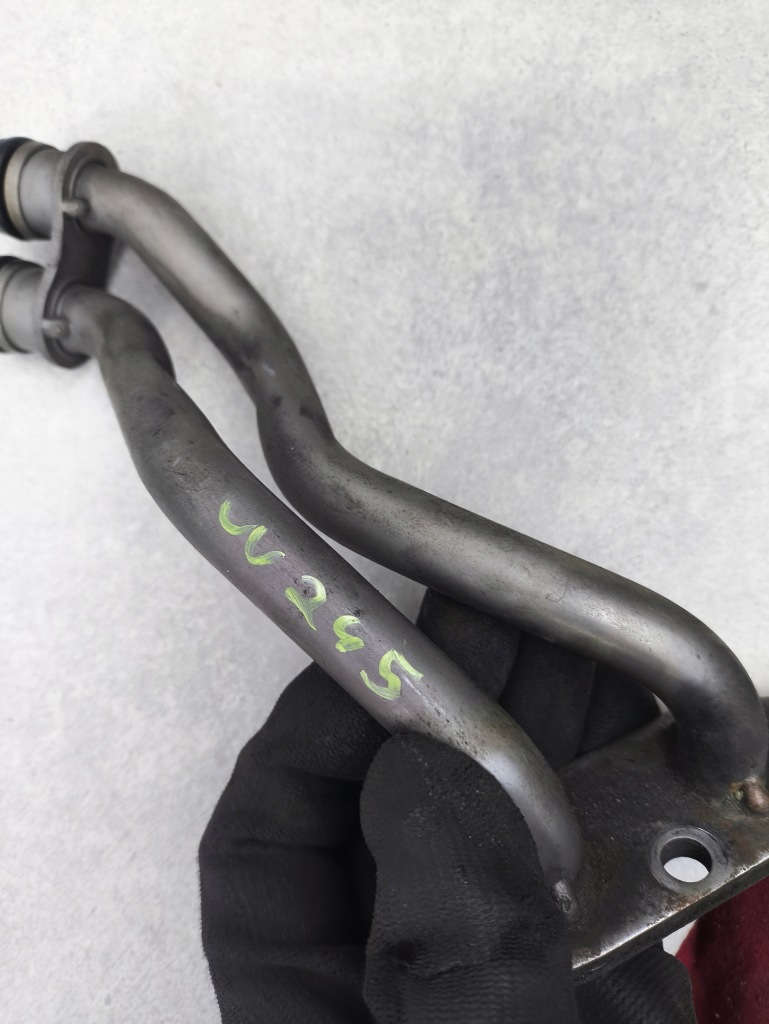 Mercedes w245 труба трубка води mercedes w169 w245 e Оригінал