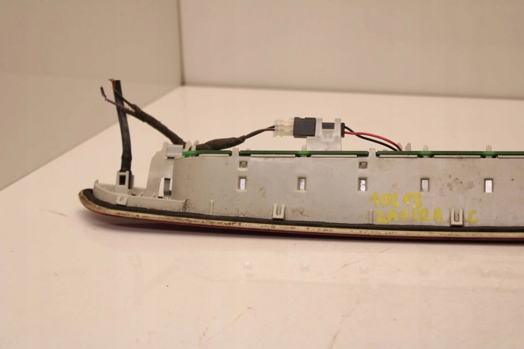 фото №8, Opel zafira c 12r- лампа третій світло стоп стоп-сигнал