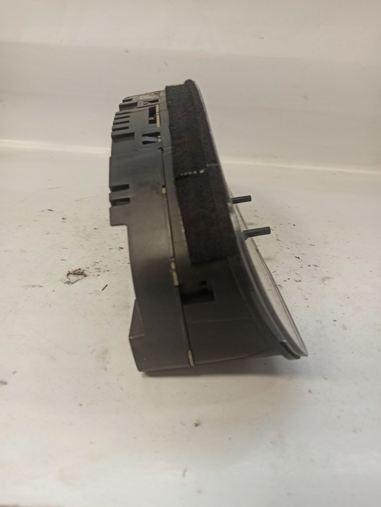 фото №9, Audi a6 c5 2.5 tdi счетчик приборы 4b0920933m