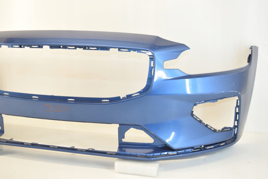 Volvo s60 v60 r design 18- бампер перед передній Доставка