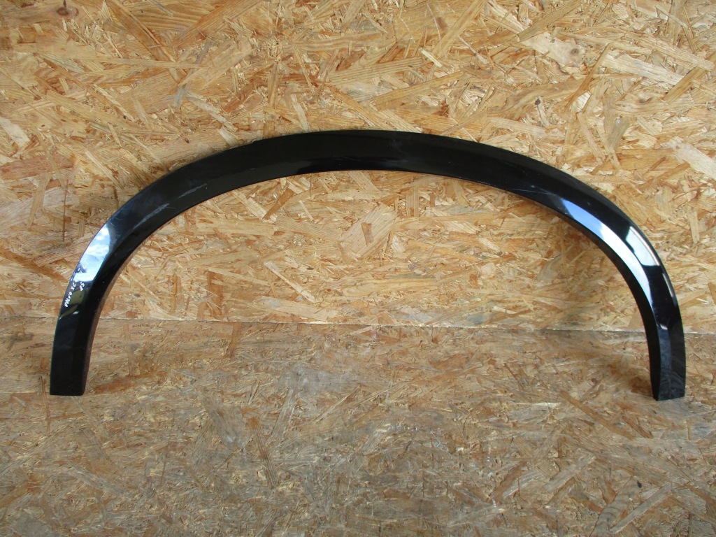 фото №1, Молдинг накладка крыла левый задняя xc90 15-
