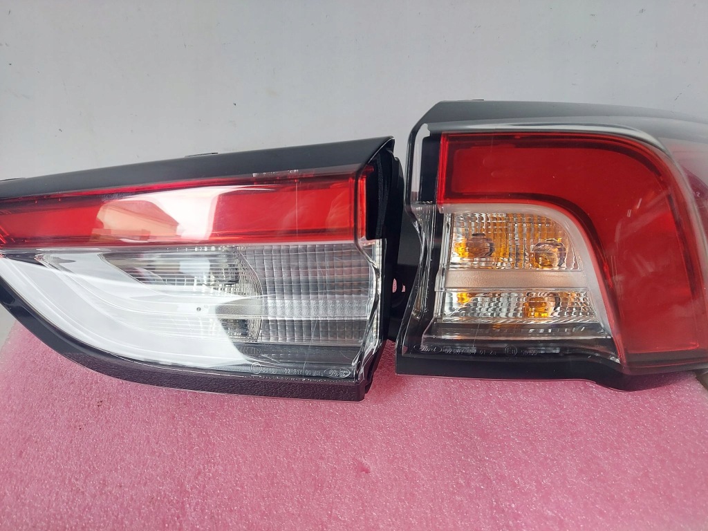 фото №3, Ford kuga mk3 лампа права задня задня led