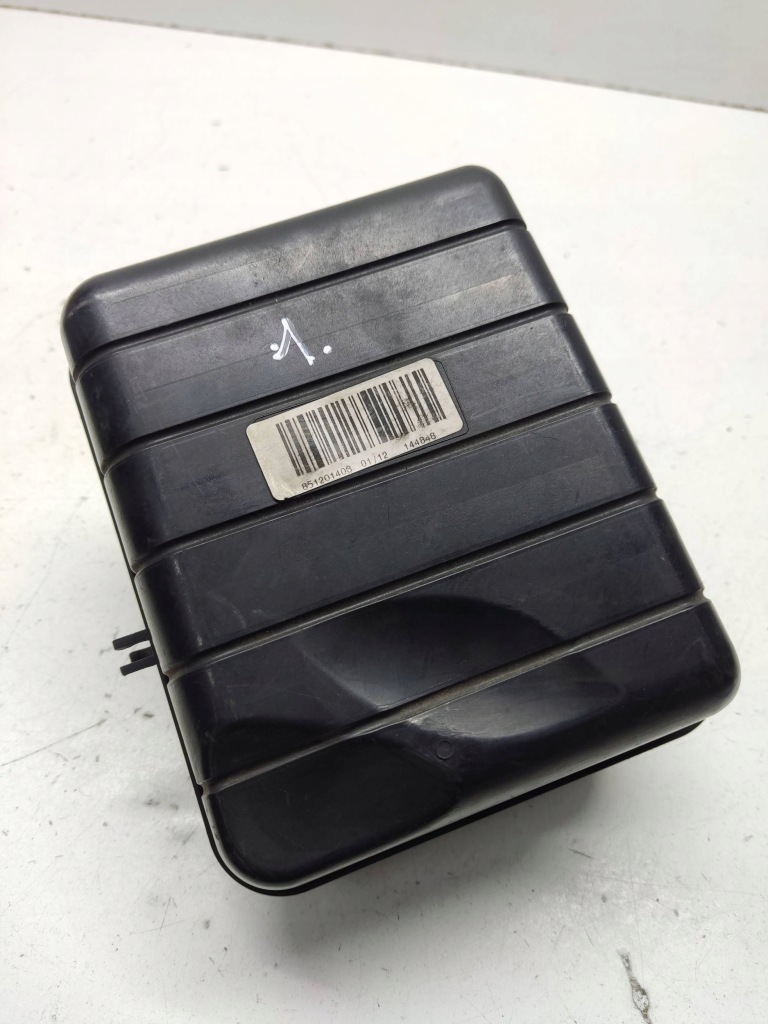 фото №1, Резонатор впуска перед bmw 5 f10 f11 851201403