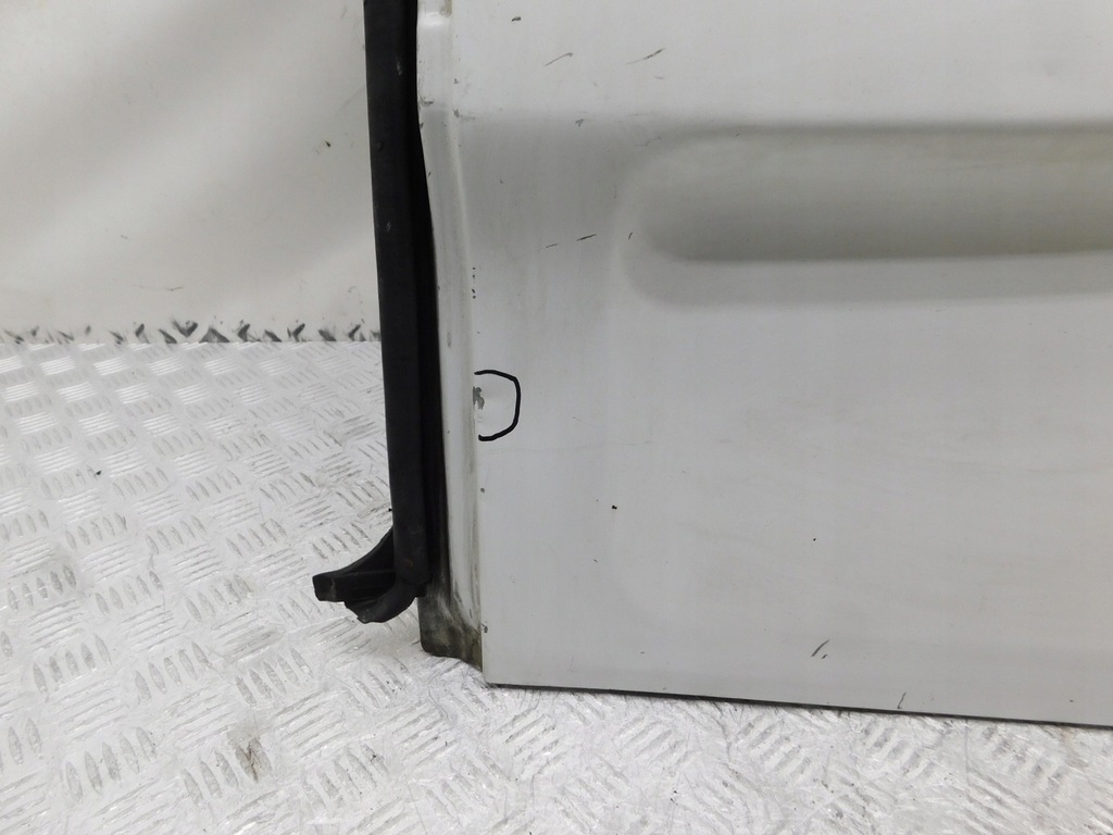 фото №5, Двері праве задня крило - renault trafic ii vivaro primastar 01-14