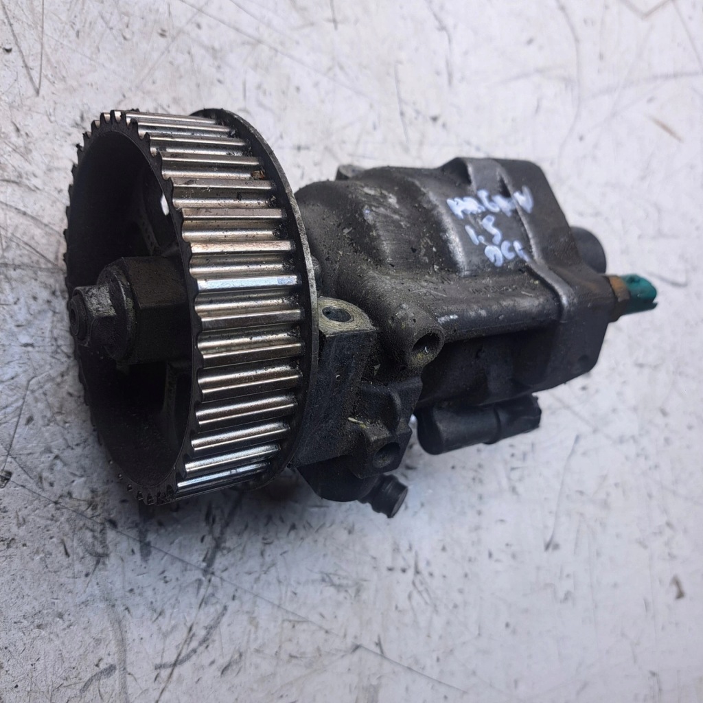 Купить Насос впрыскная renault kangoo 1.5 dci 8200057225 8200379376