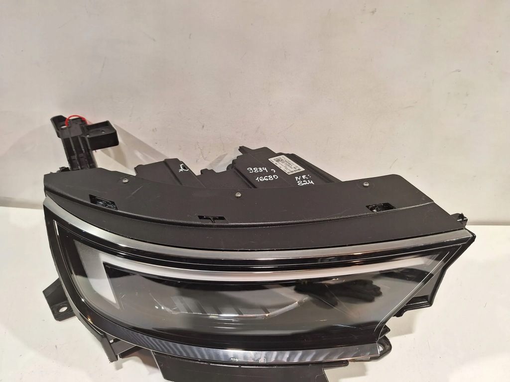 Фара перед правый  новая valeo full led 9834016680 opel mokka b 20- Доставка