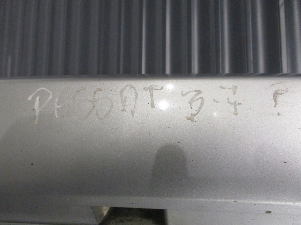 фото №6, Молдинг поріг права vw passat b7 kombi la7w