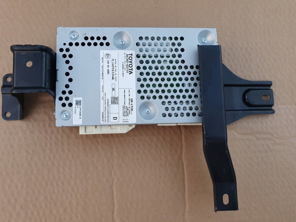 фото №1, Toyota land cruiser 150 2018-23 усилитель радио 86280-60740