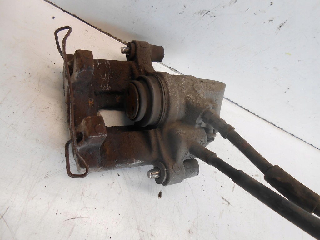 фото №3, Суппорт тормозной левый задняя mazda 5 2.0 #