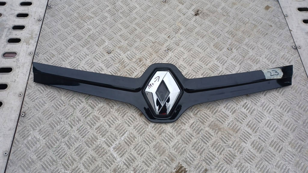 фото №1, Renault twingo ii lift ---решётка радиатора бампера решётка радиатора