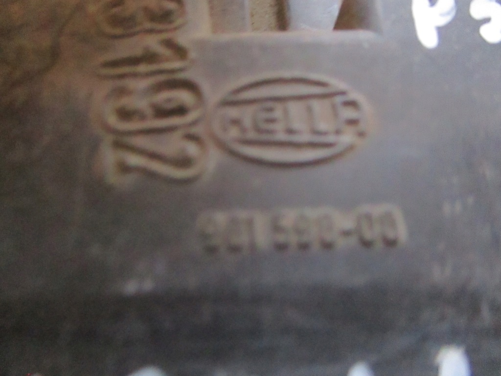 фото №9, 6904/41 вкладыш лампы задняя разъём лампочка żarownik l r toledo i 96163700