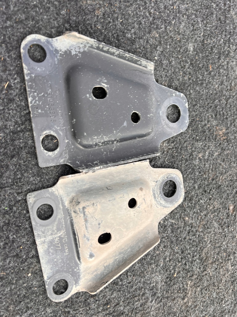 фото №1, Volvo xc90 v90 ii кронштейн кронштейн подвеска