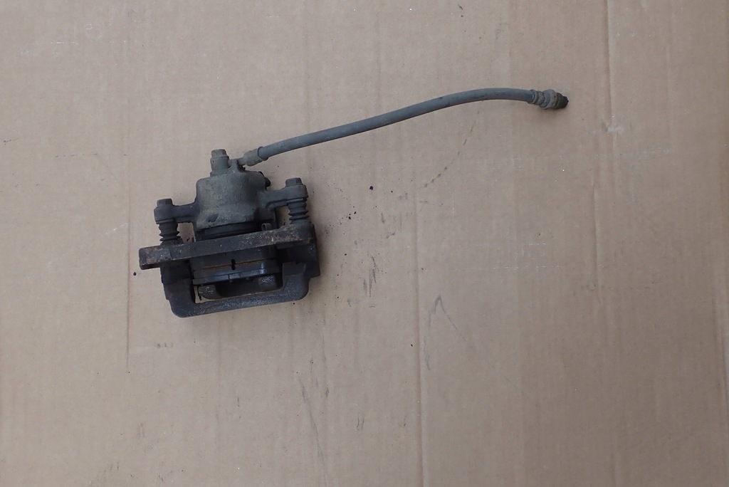 фото №6, Hyundai trajet супорт гальмівний задній правий