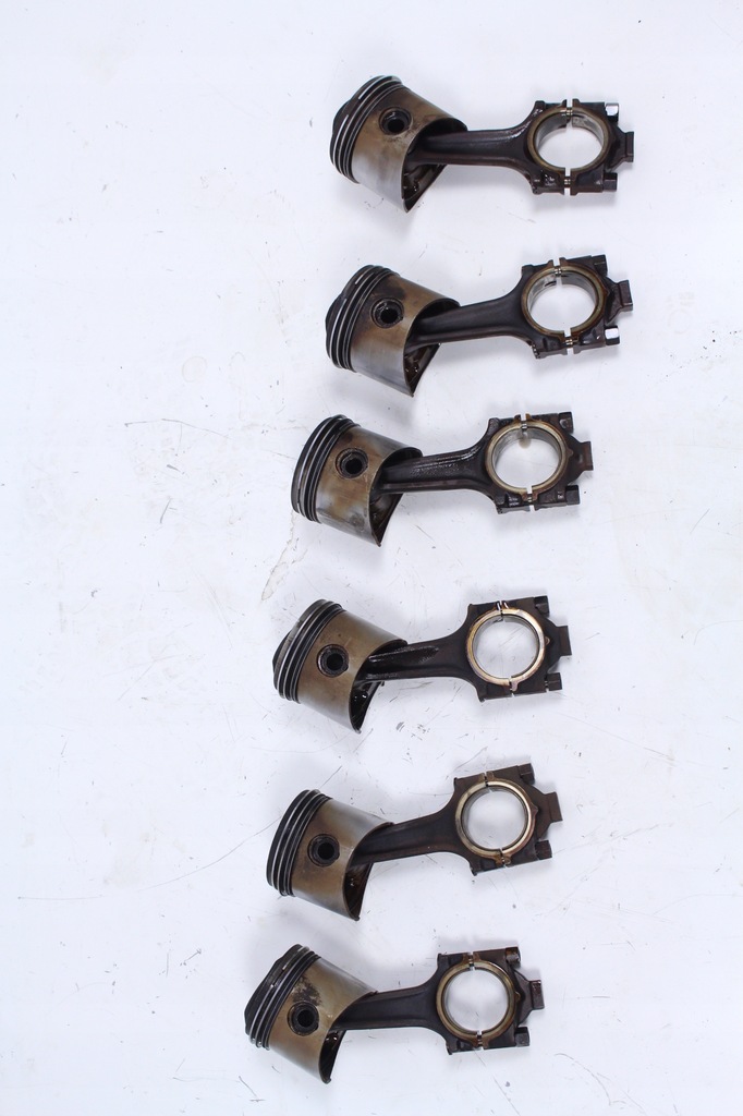 фото №4, Поршень bmw e24 628