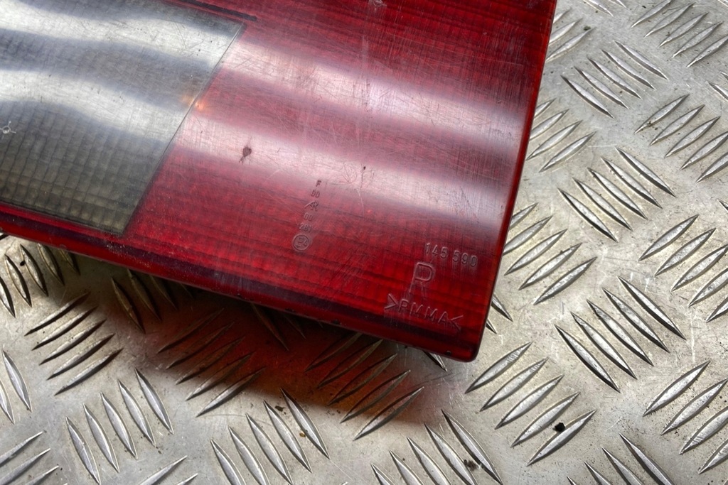 фото №9, Левая лампа крышки багажника audi a6 avant 4a, c4 4a0945094e 2.5l дизель