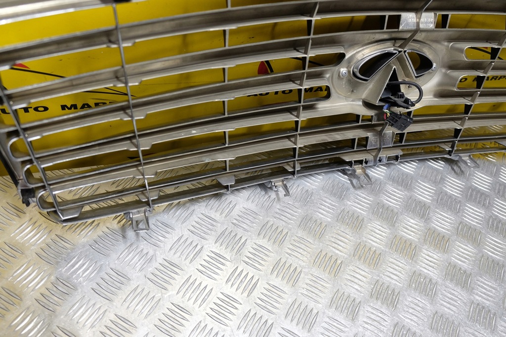 фото №11, Infiniti qx56 qx80 2011- решётка радиатора решётка радиатора камера usa