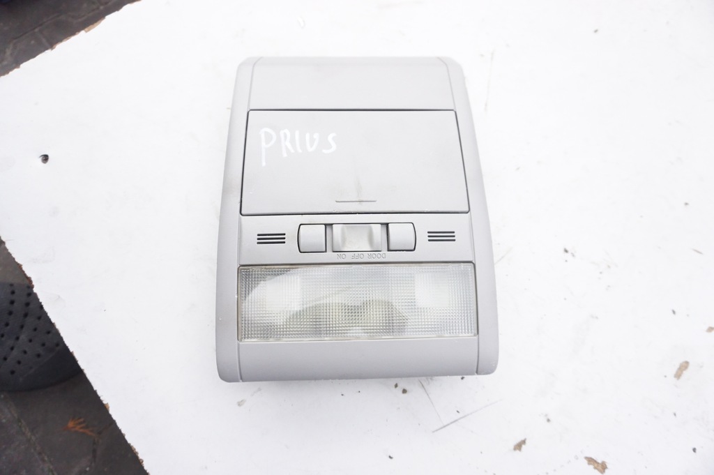 фото №1, Лампа освещение салона toyota prius ii 2