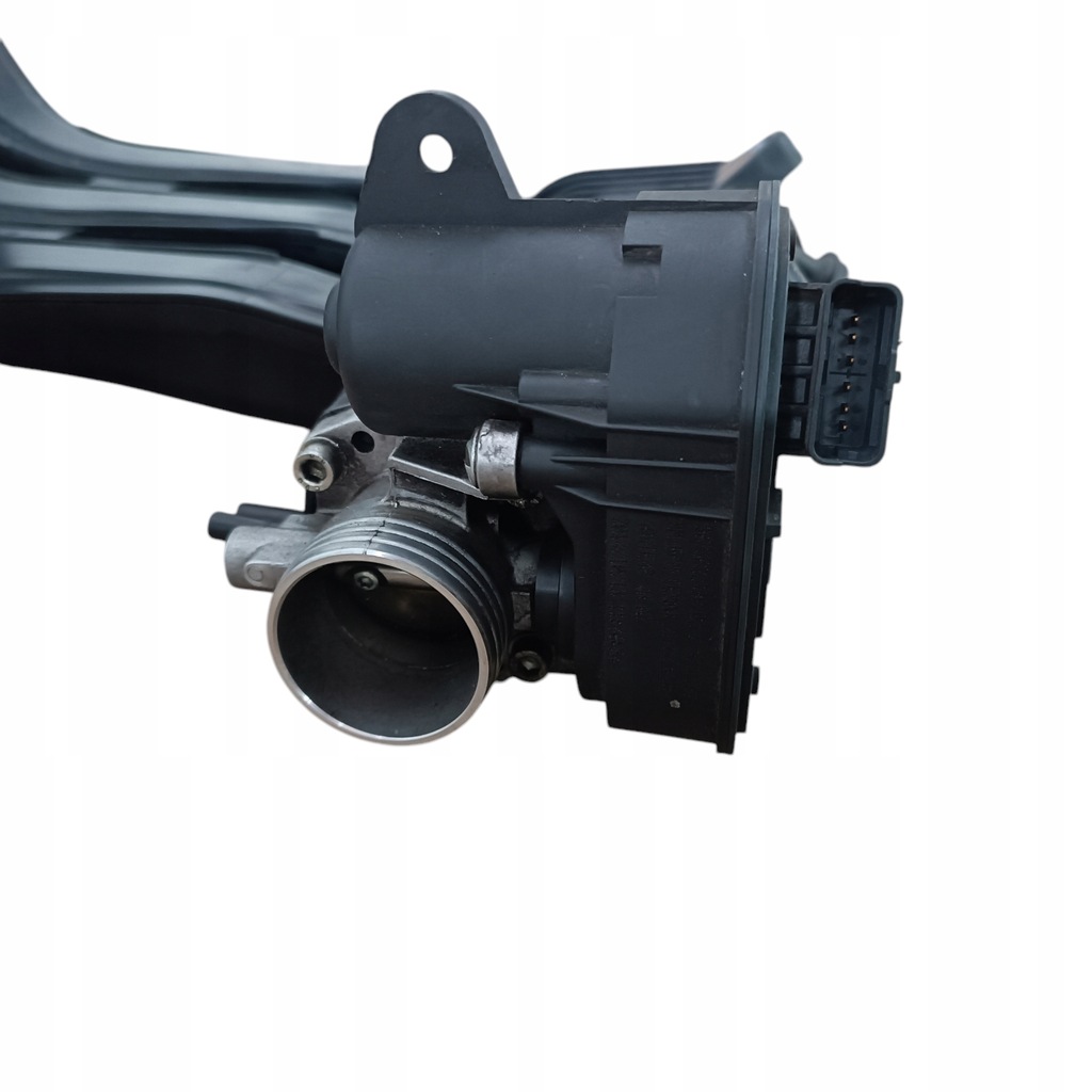 фото №9, Коллектор всасывающий дроссельная заслонка peugeot 208 1.2 vti