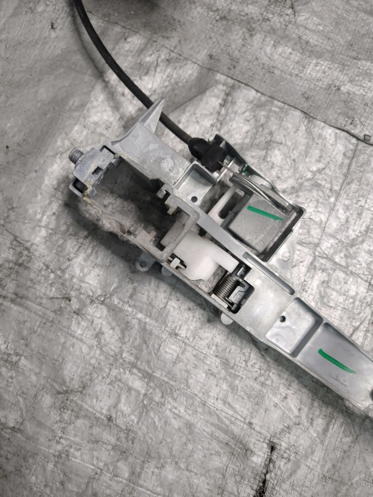 фото №9, Замок двері правий перед peugeot 207 5d eu