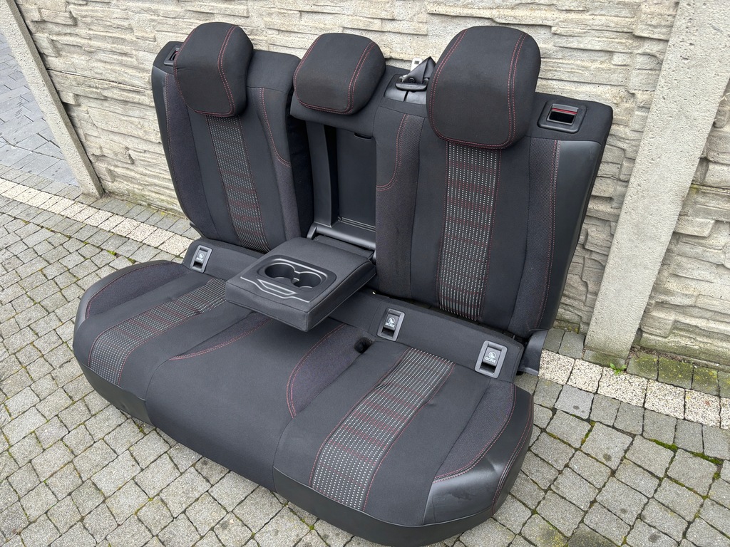 фото №7, Peugeot 308 t9 gt line hb сиденья заднее сиденье обшивки