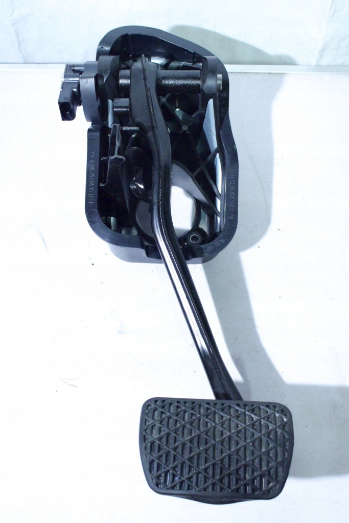 Купить Mercedes e klasa w213 педаль тормоза тормоз a2139051303 a1232910082