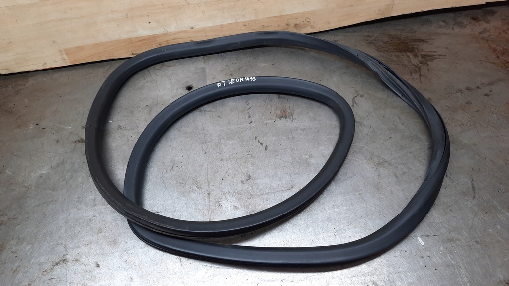 фото №1, Прокладка дверь правый задняя seat leon ii 08r