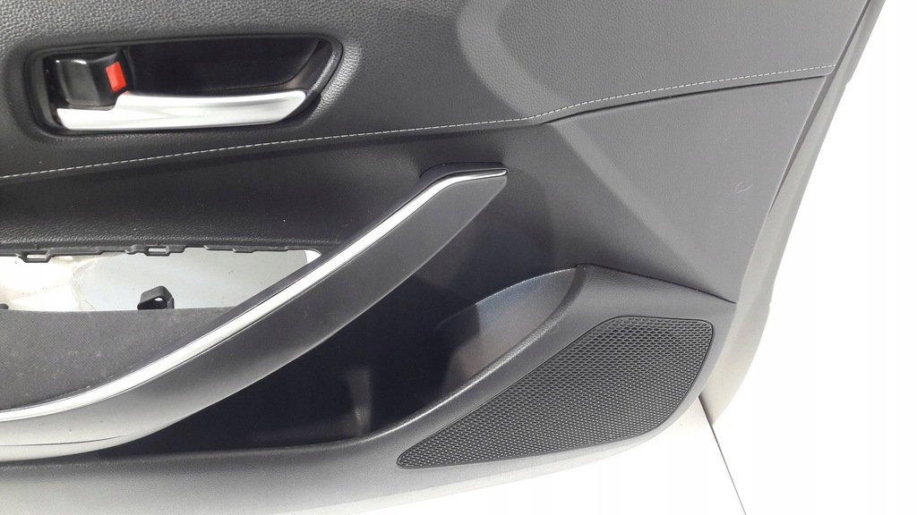 фото №7, Toyota corolla e21 обшивка дверь левый передний 67612-02860 et66