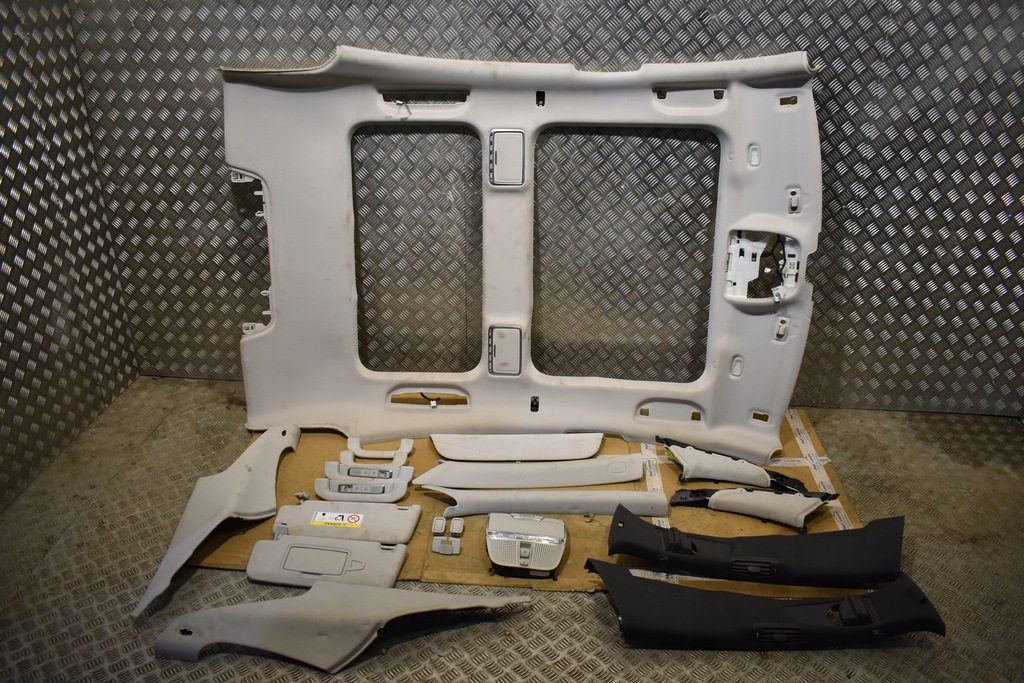 фото №1, Потолок стойки панорама mercedes w222 long серая 1