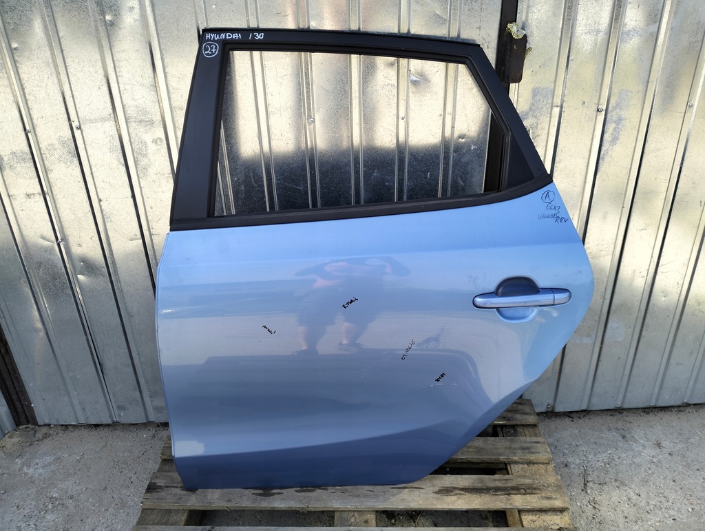 фото №1, Дверь левый задняя задние hyundai i30 i lift 2010-2012 оригинал hb 5 дверь