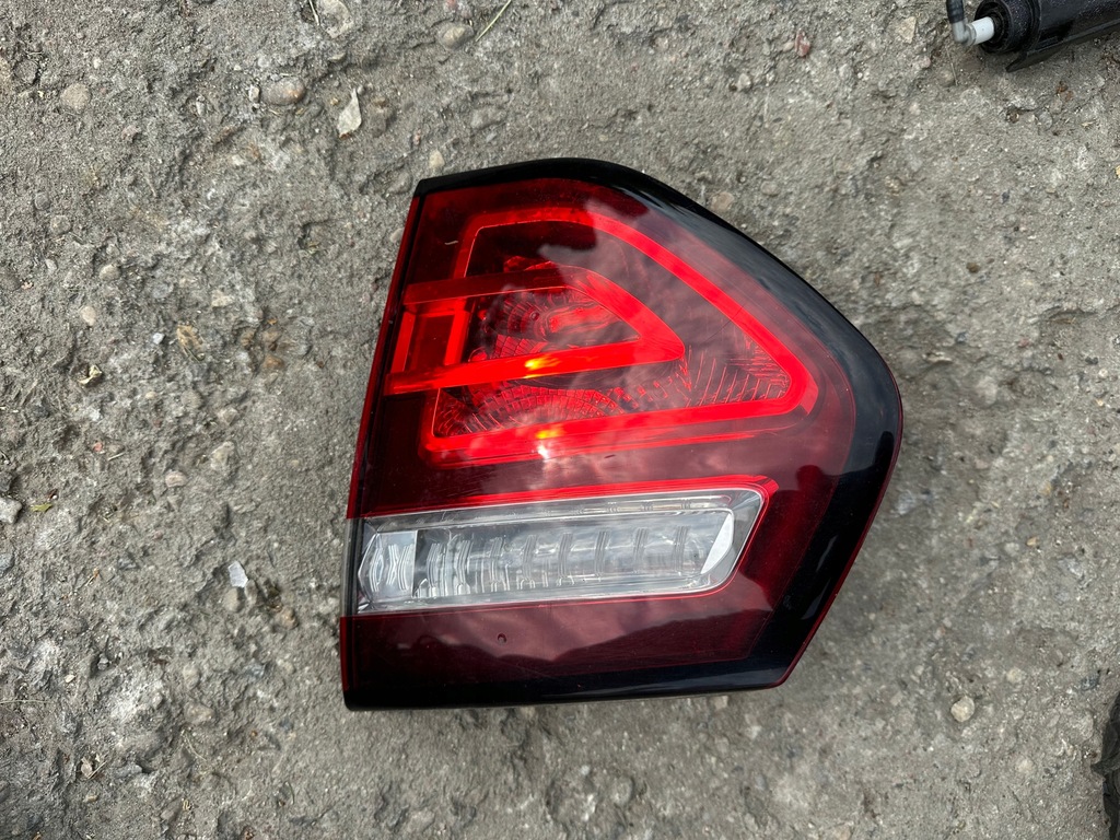 фото №1, Citroen c4 picasso lift лампа левая задняя задняя крышки