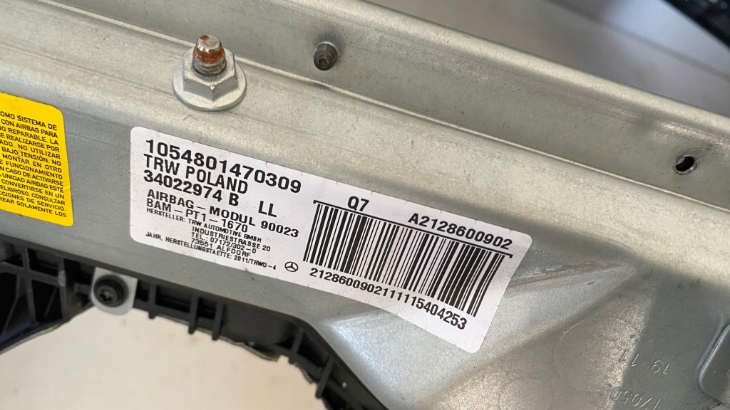 Панель  подушка пассажира водителя ремни mercedes cls w218 usa Киев