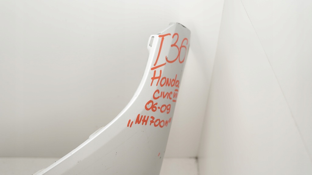 фото №7, Бампер перед передний honda civic viii 06-09r nh700m