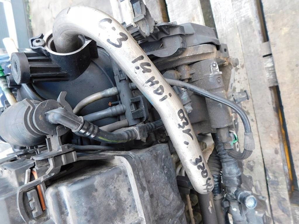 Citroen c3 1.4hdi 2003r двигатель 8hx 10fd33 Цена