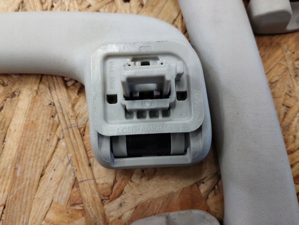 фото №3, Ford escape mk4 ручка потолочный перед задняя левая правая