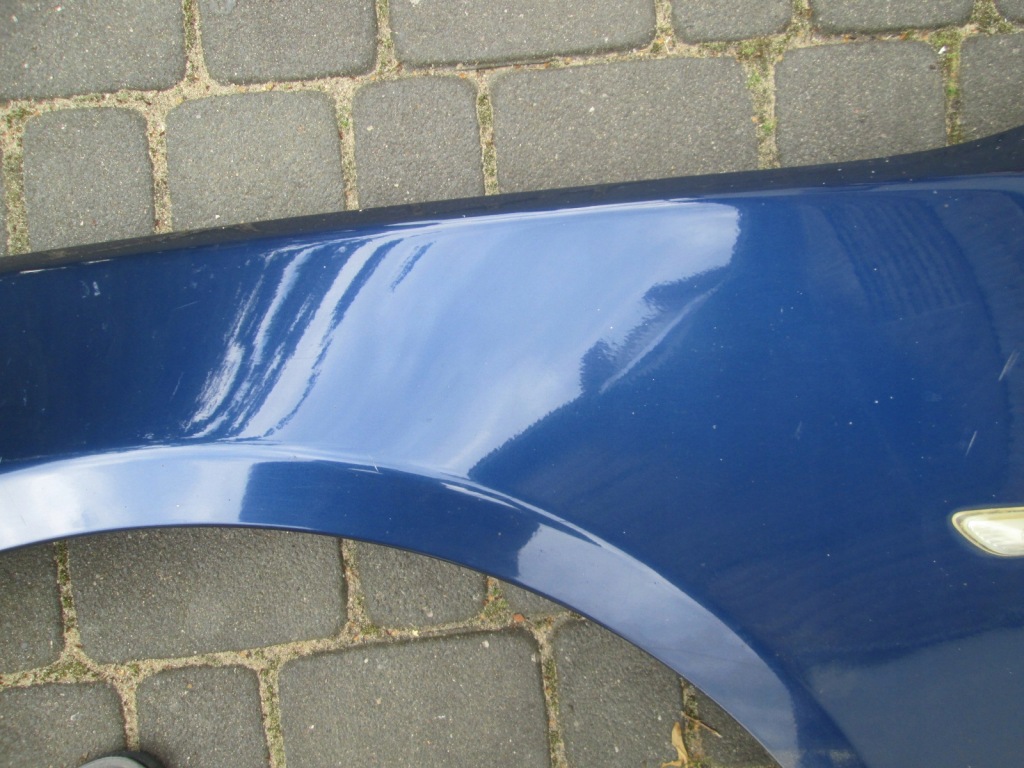 Крыло  передний левое  bmw 5 e60 e61 2003-10 niebieski в Украине