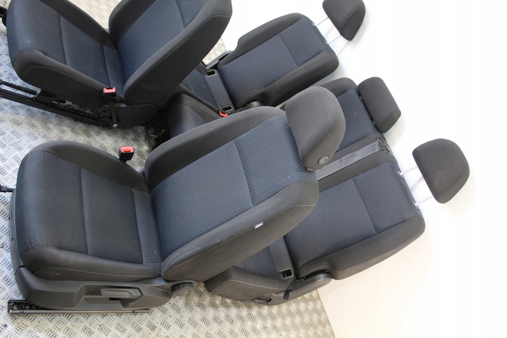 фото №4, Сиденья салон обивка caddy 2k0 2k5