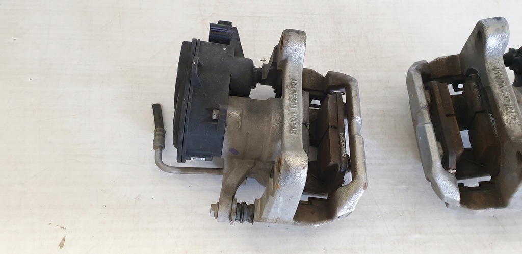 фото №7, Dodge ram 1500 5 v супорт задня лівий правий оригінал 19-24r