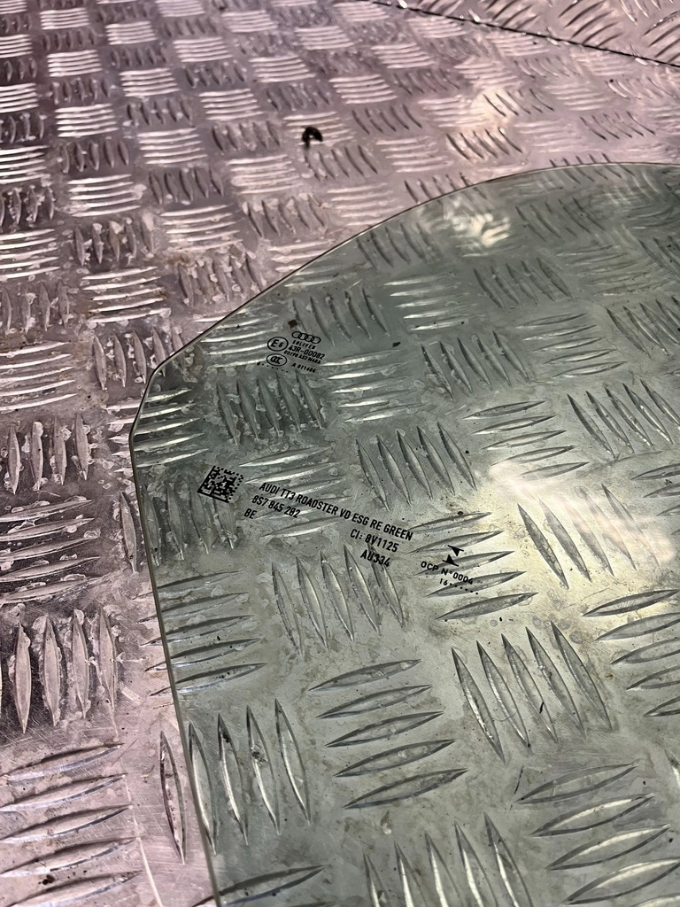 фото №1, Скло двері перед права audi tt 8s 14- 8s7845202 2016r