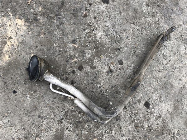 Купить Заливная горловина топливной  volvo v70 2 2 2.5 d дизель 08624705