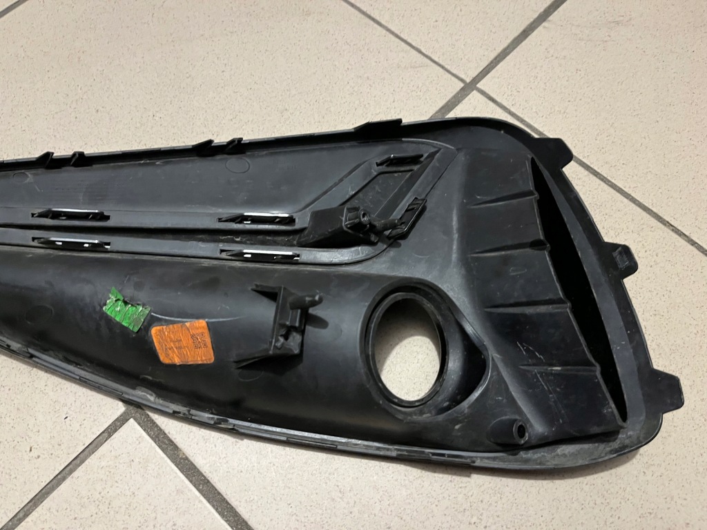 Решітка бампера права hyundai i30 3 3 рестайлінг  20- Київ