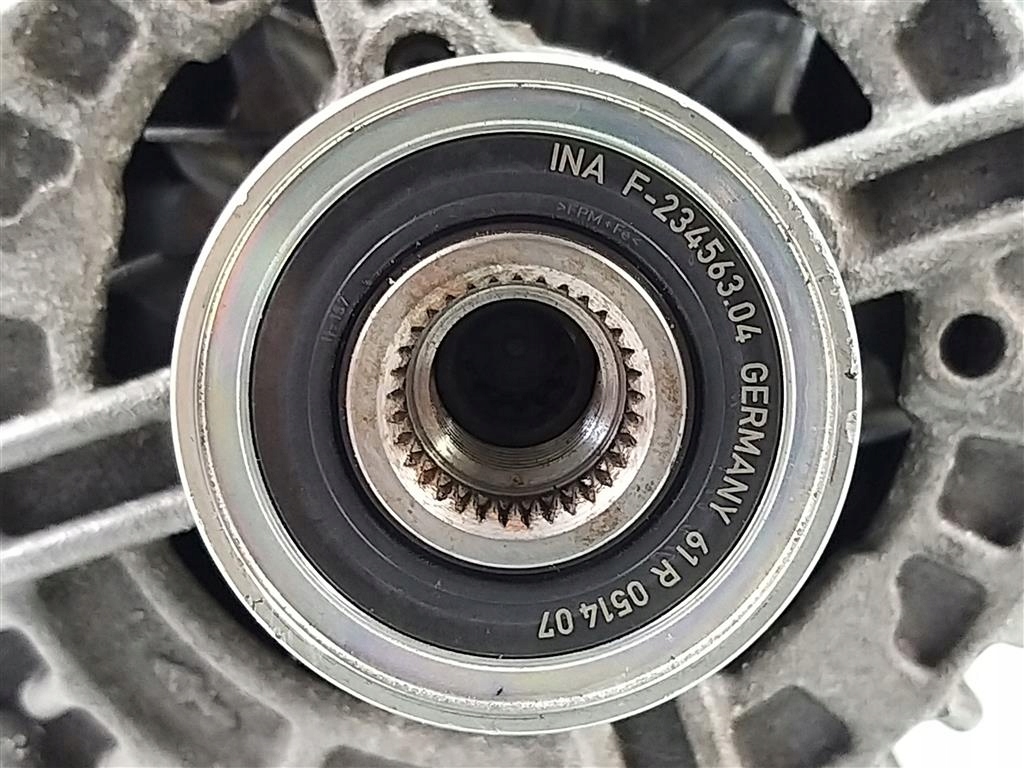 Генератор opel vectra c 3,0 b год 2002 -2008 13125525 bosch Цена