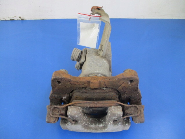 фото №1, Nissan primera p12 суппорт тормоза задняя правый ate