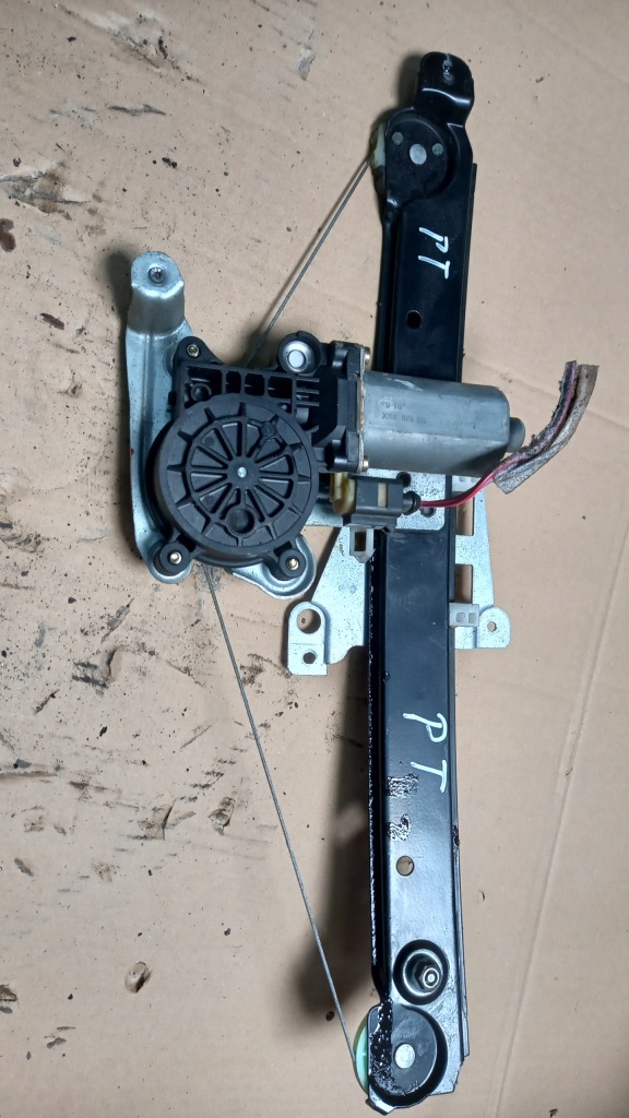 фото №1, Pod.szyby правий задня volvo s60 2.4b 01r sedan