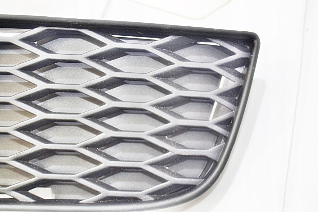 фото №12, Audi tt решётка бампера левая 8n0807681 nowa orygin