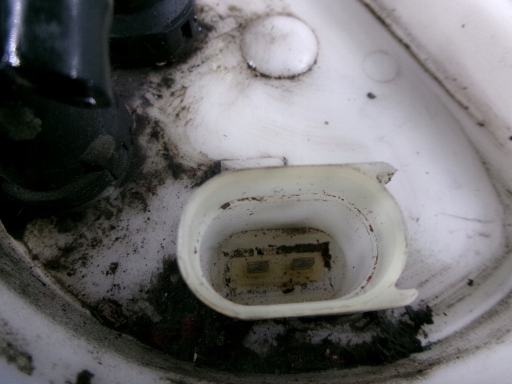 фото №6, Volkswagen new beetle 1.9tdi датчик рівня пального 1j0919183c