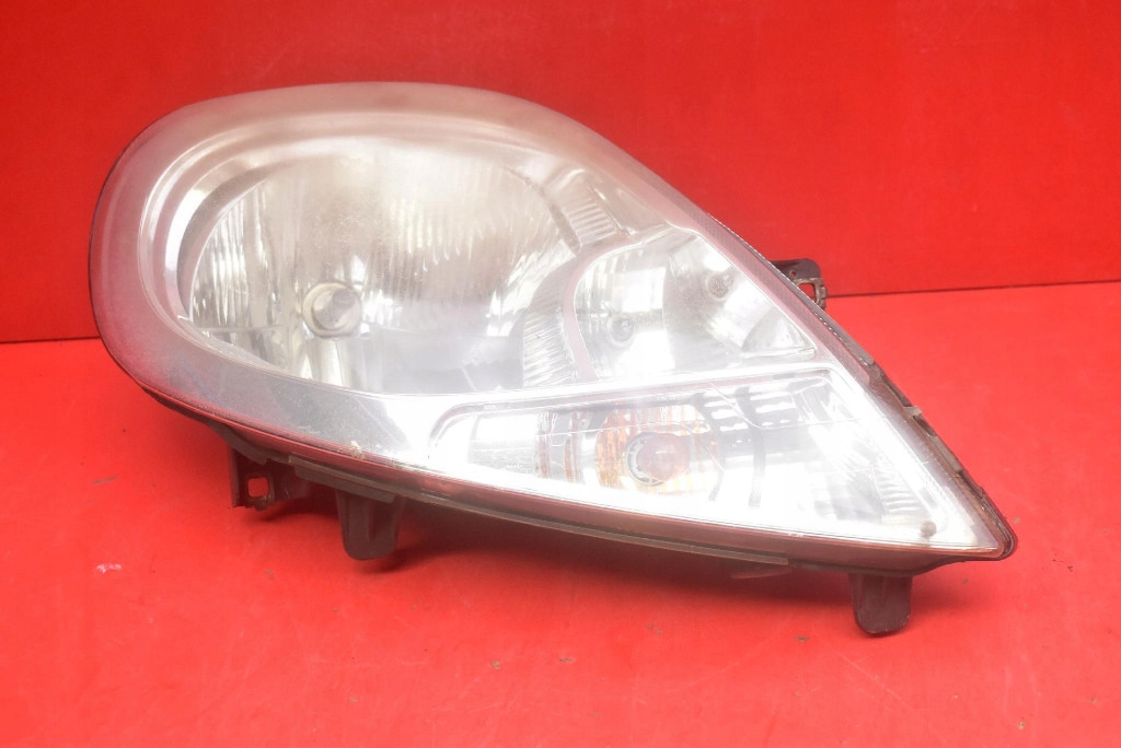 фото №1, Фара правий лампа перед eu 8200701356 renault trafic 2 ii lift 06-15