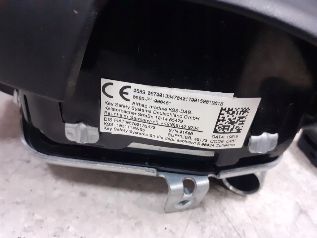 фото №7, Quattroporte vi m156 lift консоль приборная панель подушка безопасности комплект кожа ремни оригинал