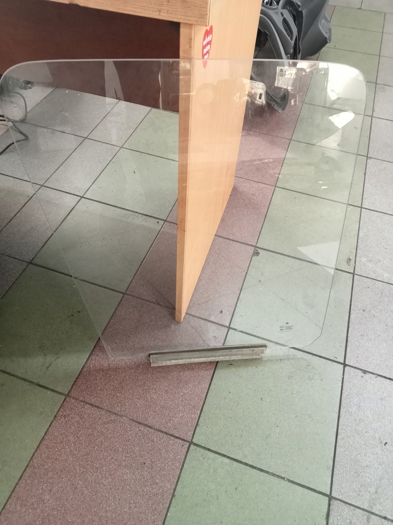 фото №1, Vw lt 35 ii sprinter 96- скло дверна правий перед права передня