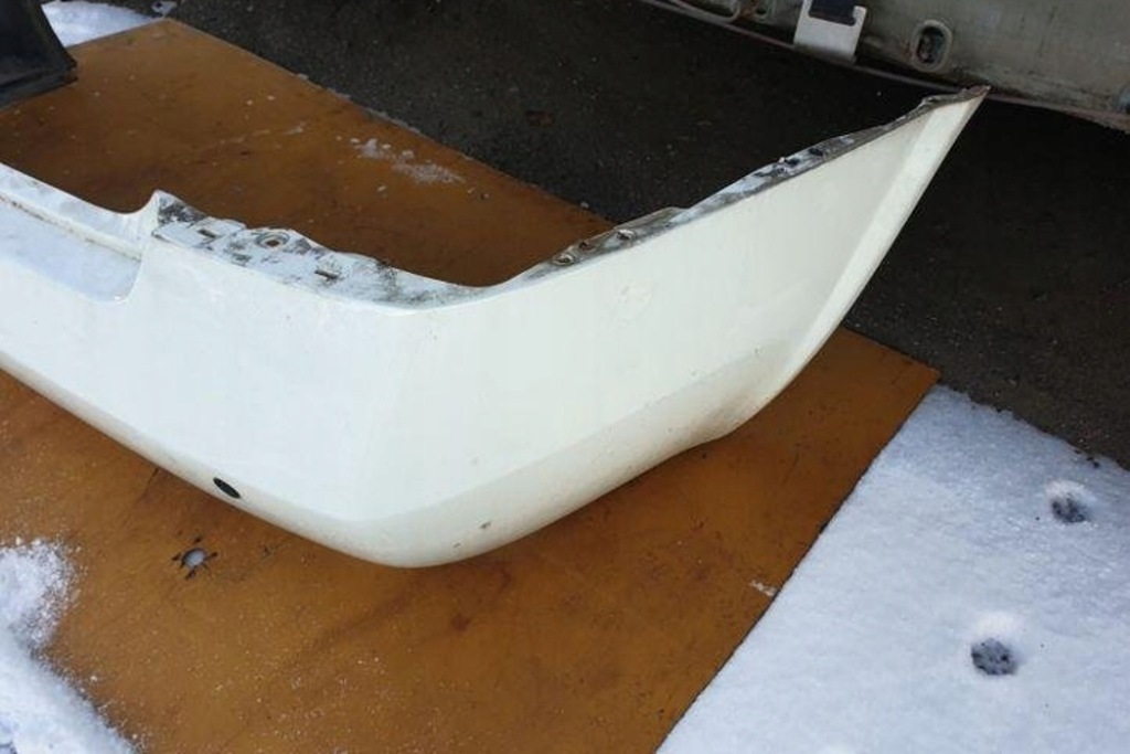 фото №8, Бампер задний nissan primera p12 85022au340 2.18l дизель 93kw 2002