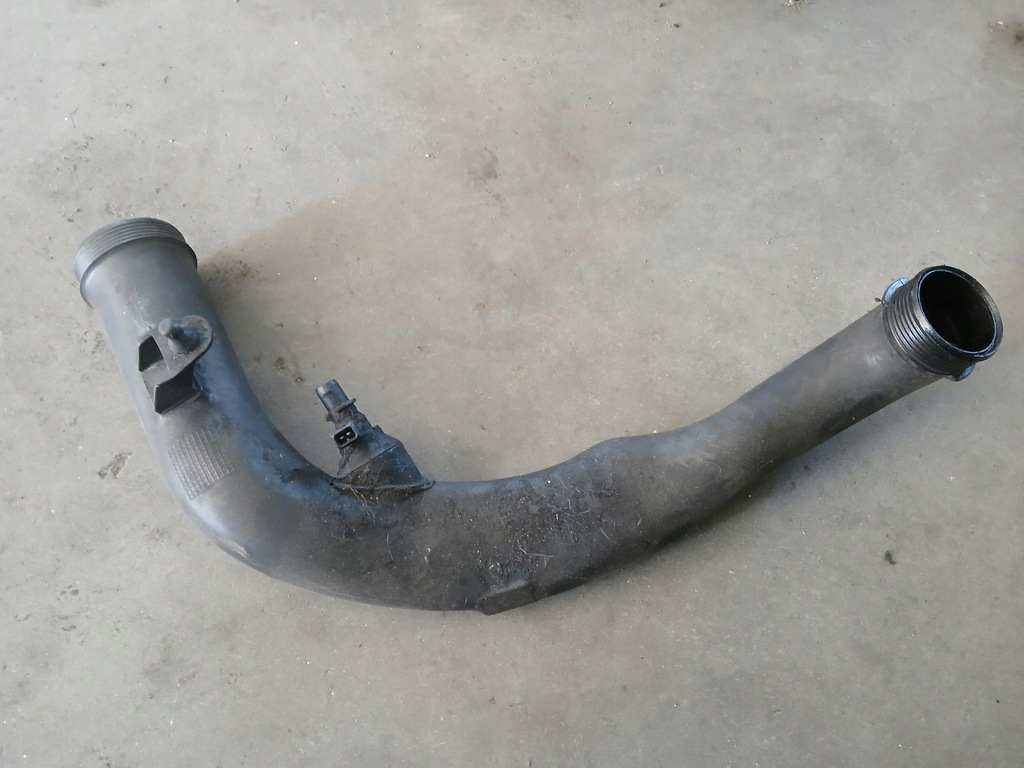 фото №1, Шланг труба воздуха 2.4 d5 31261717 volvo v70 iii 2010 volvo